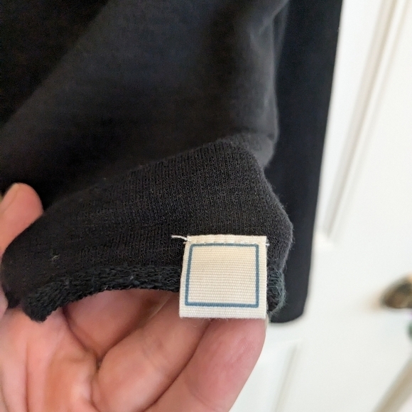 Jason Scott Cropped Sweatshirt Dark Navy - Picture 3 of 4